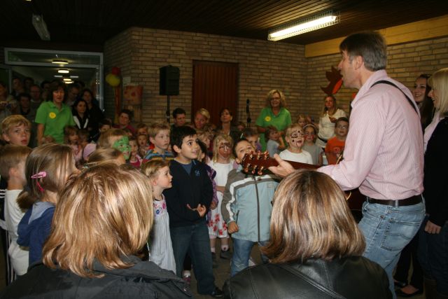 gal/2011/2011 Kita Pusteblume Bewegungszertifikat/IMG_2456.JPG